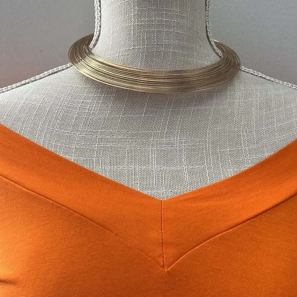 Gold layered choker necklace - Picture 4 of 8